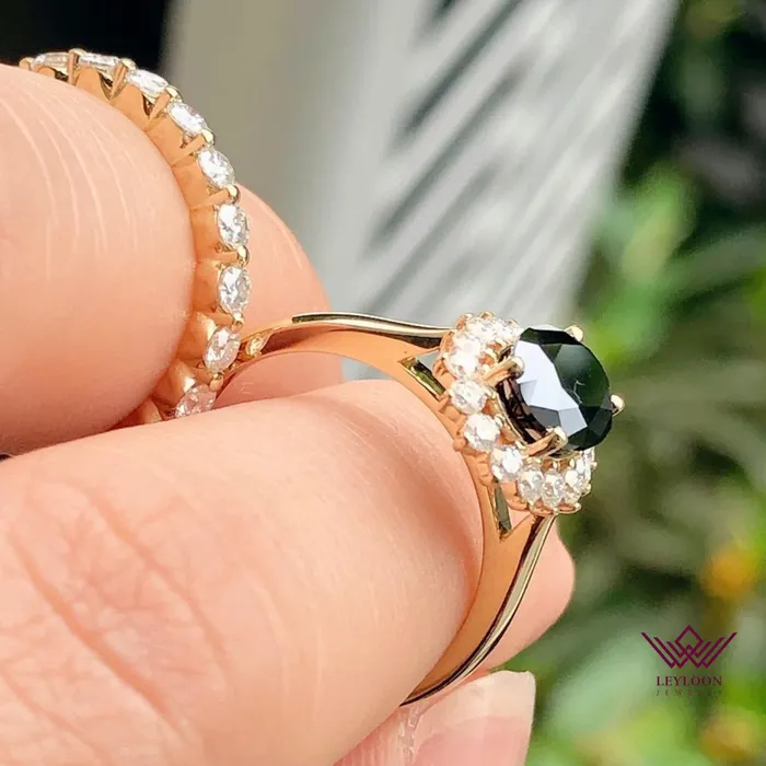 Leyloon Jewelry Rings Oval Cut Halo Black Bridal set Moissanite Ring and Band