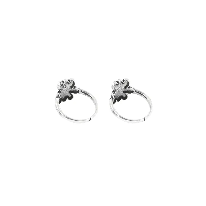 Teejh Ela Floral motif silver oxidised toe ring Teejh Rings Teejh Ela Floral motif silver oxidised toe ring Teejh Rings