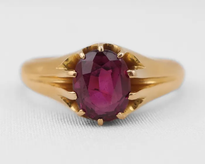 Victorian Garnet Ring Isadoras A Rings