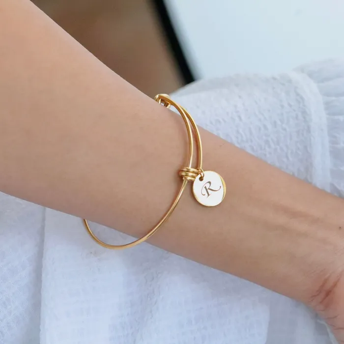18K GoldFilled Personalized Name Bracelet Large Gold Knot Bangle Customized Engraved Disc Charm Bangle Bracelet Jewelvers Bracelets