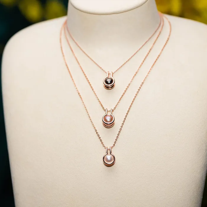 Necklaces Pearly Lustre New Yorker Freshwater Pearl Necklace WN00328