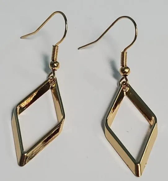 POLLY Earrings E913 Gold Tapered Diamond Shape Earrings