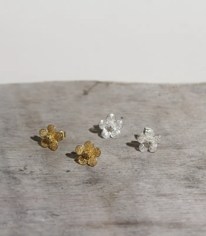 Sampaguita Filigree Stud Earrings AMAMI Earrings