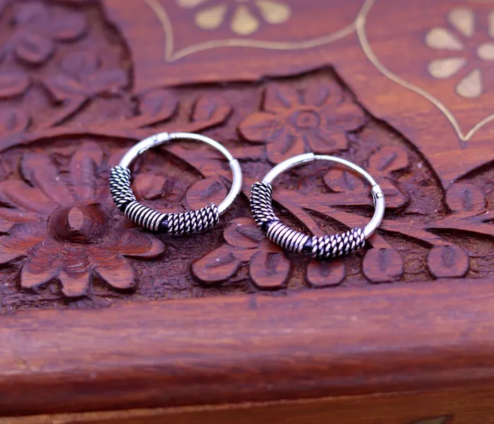 Ttraditional design stylish 925 sterling silver handmade fabulous hoops earrings bali pretty gifting bali tribal jewelry india s613 TRIBAL ORNAMENTS Earrings