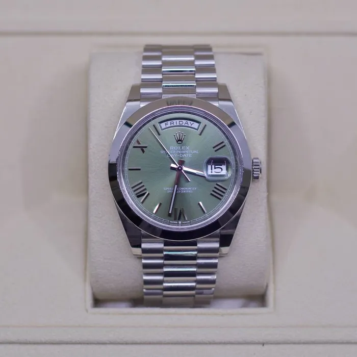 Bracelets Rolex Rolex Day Date 40mm Ref 2282060027 Olive Green Roman Dial Platinum President Bracelet Mens Watch