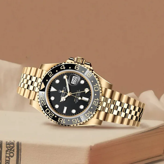 Bracelets Rolex Rolex GMTMaster II 40mm Ref 126718GRNR Black Dial Grey Black Ceramic Bezel 18K Yellow Gold Jubilee Bracelet Mens Watch