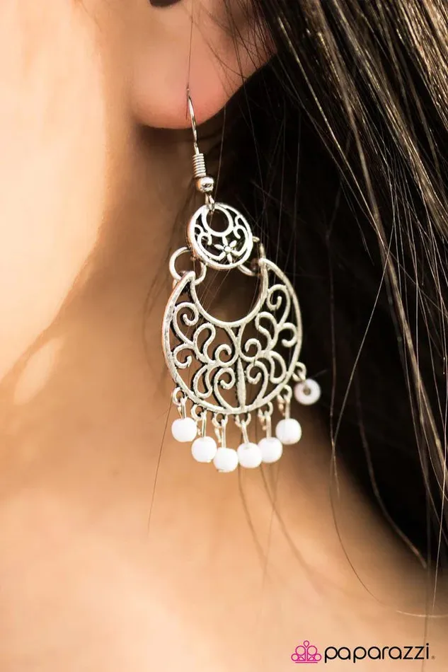 Earrings Paparazzi Jewelry Paparazzi Earring Fresh Breeze White
