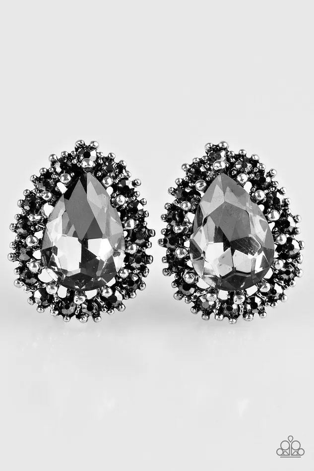 Earrings Paparazzi Jewelry Paparazzi Earring Quintessentially Queen Silver Post