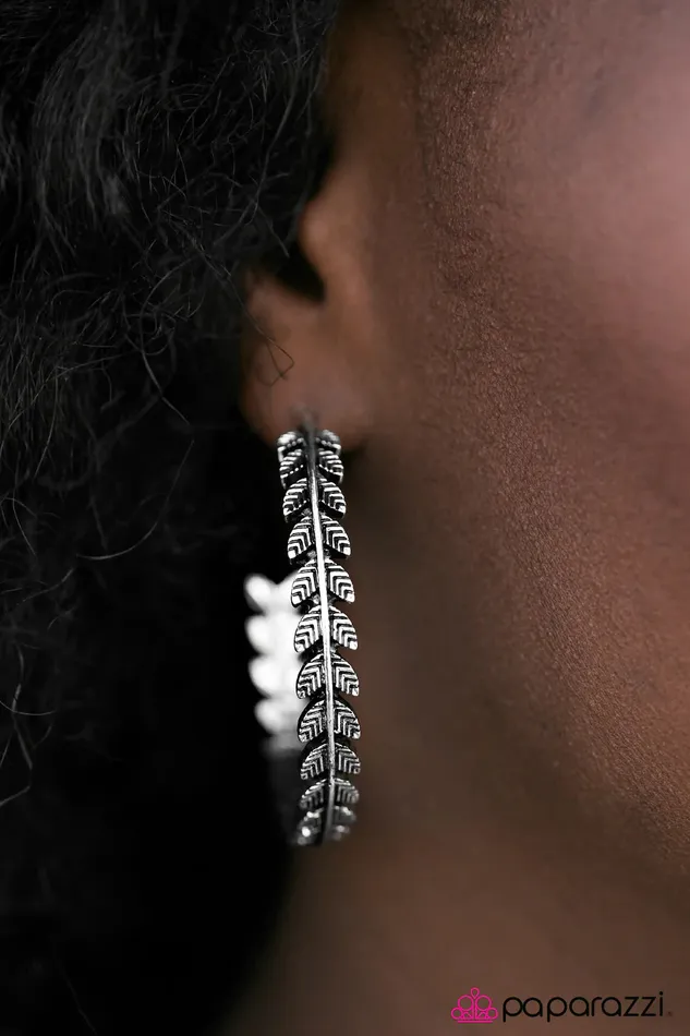 Earrings Paparazzi Jewelry Paparazzi Earring Rome Roaming Silver