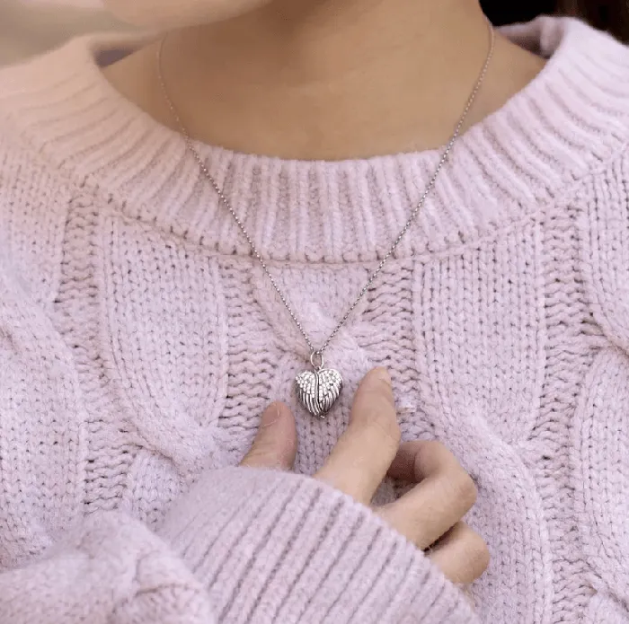 Necklaces Belbren Personalized Angel Wings Heart Locket Necklace Custom Engraved Photo Pendant in Sterling Silver Gold or Rose Gold