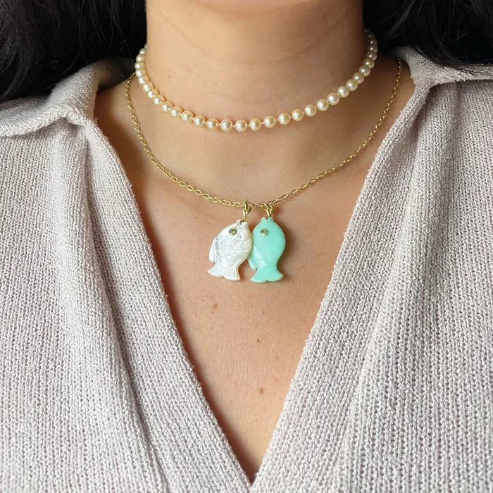 Necklaces Mazza Mazza Mother of Pearl Tsavorite 14K Gold Fish Pendant
