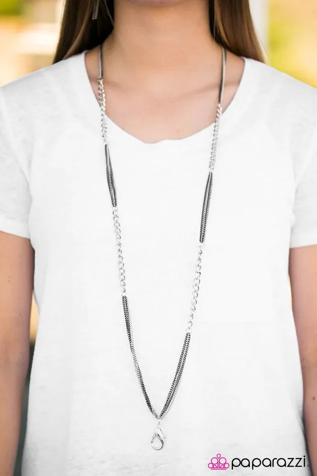 Necklaces Paparazzi Jewelry Paparazzi Necklace She Who Dares Silver