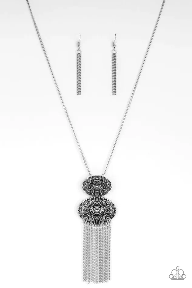 Necklaces Paparazzi Jewelry Paparazzi Necklace Sun Goddess Silver