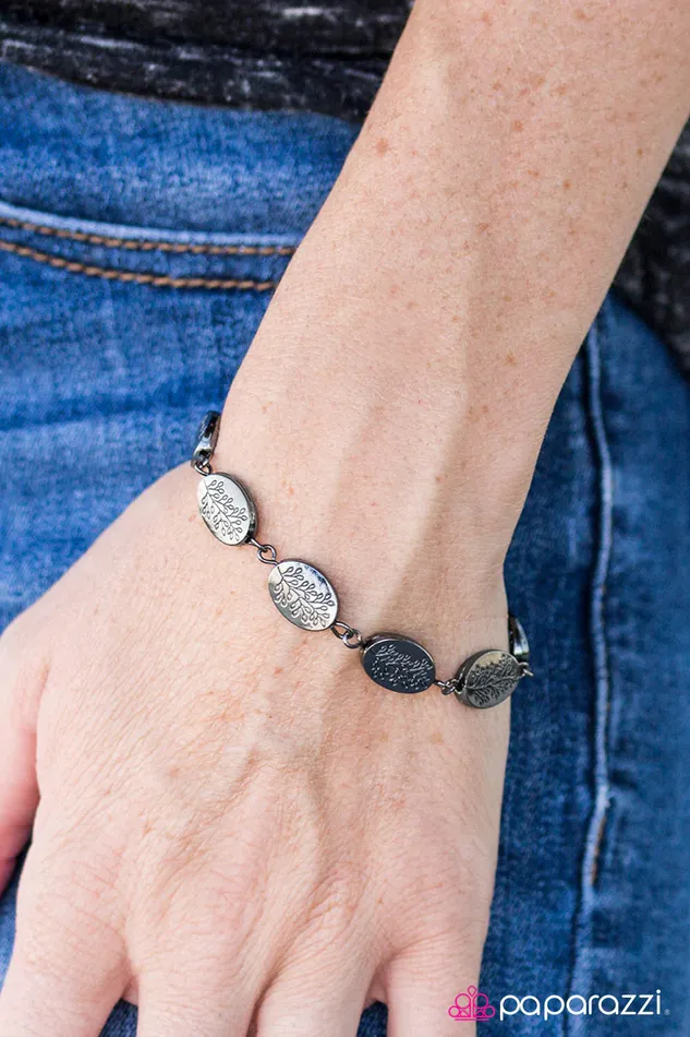 Paparazzi Bracelet Good Things Come In TREES Black Paparazzi Jewelry Bracelets