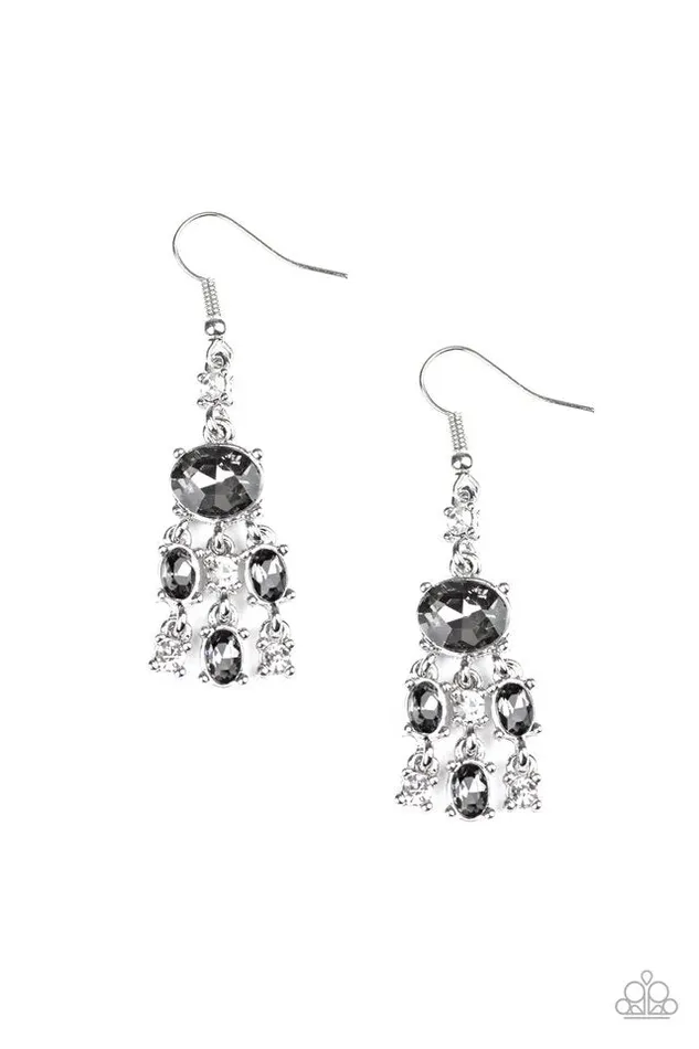 Paparazzi Earring Demurely Divine Silver Paparazzi Jewelry Earrings