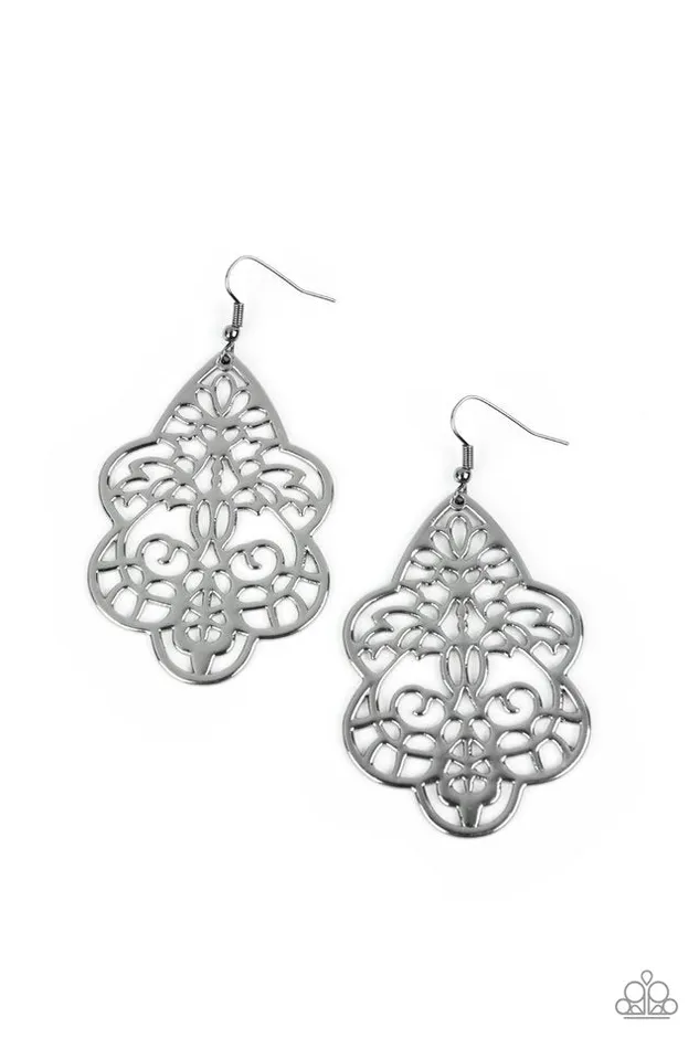 Paparazzi Earring Festive Foliage Black Paparazzi Jewelry Earrings Paparazzi Earring Festive Foliage Black Paparazzi Jewelry Earrings