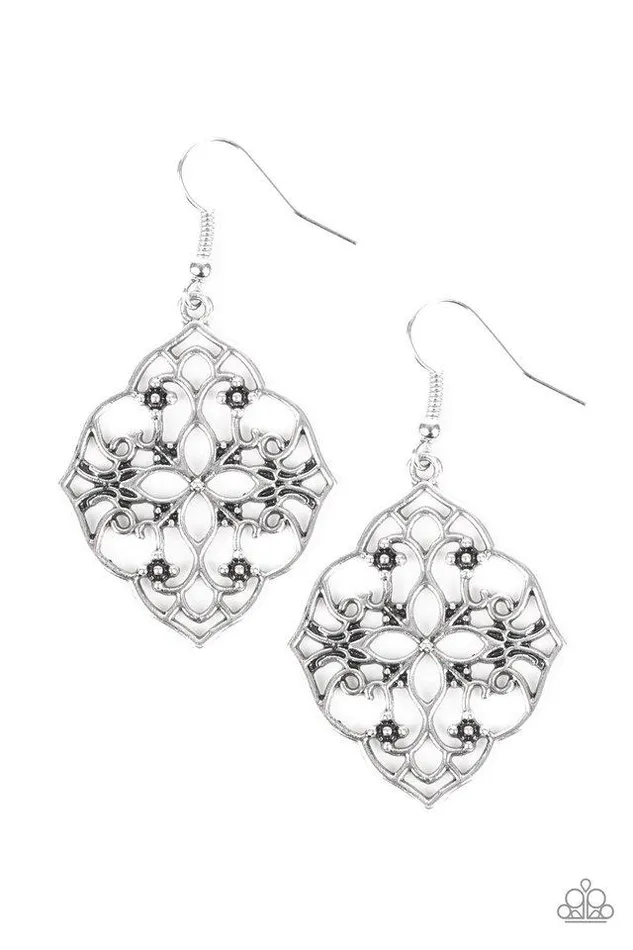 Paparazzi Earring Garden Mandala Silver Paparazzi Jewelry Earrings