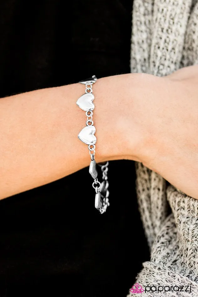 Paparazzi Jewelry Bracelets Paparazzi Bracelet Guard Your Heart Silver