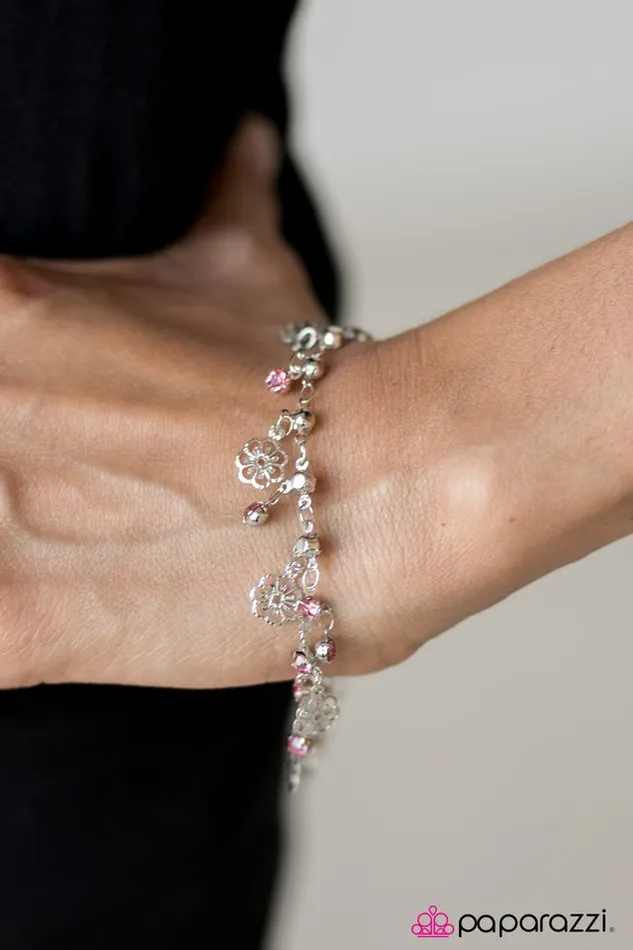 Paparazzi Jewelry Bracelets Paparazzi Bracelet Hibiscus Breeze Pink