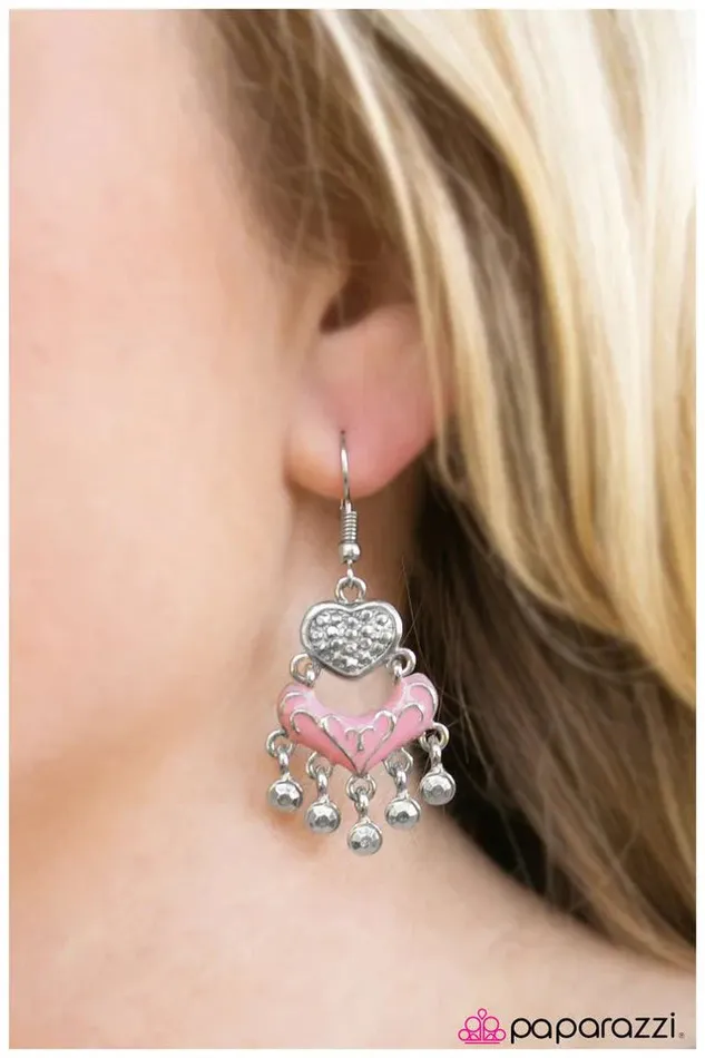 Paparazzi Jewelry Earrings Paparazzi Earring Ace of Hearts Pink