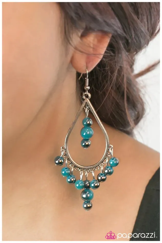 Paparazzi Jewelry Earrings Paparazzi Earring Free Fallin Blue