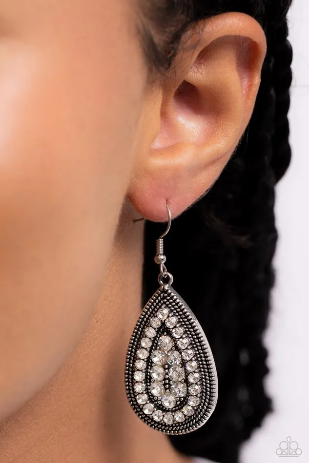 Paparazzi Jewelry Earrings Paparazzi Earring Interstellar Idol White