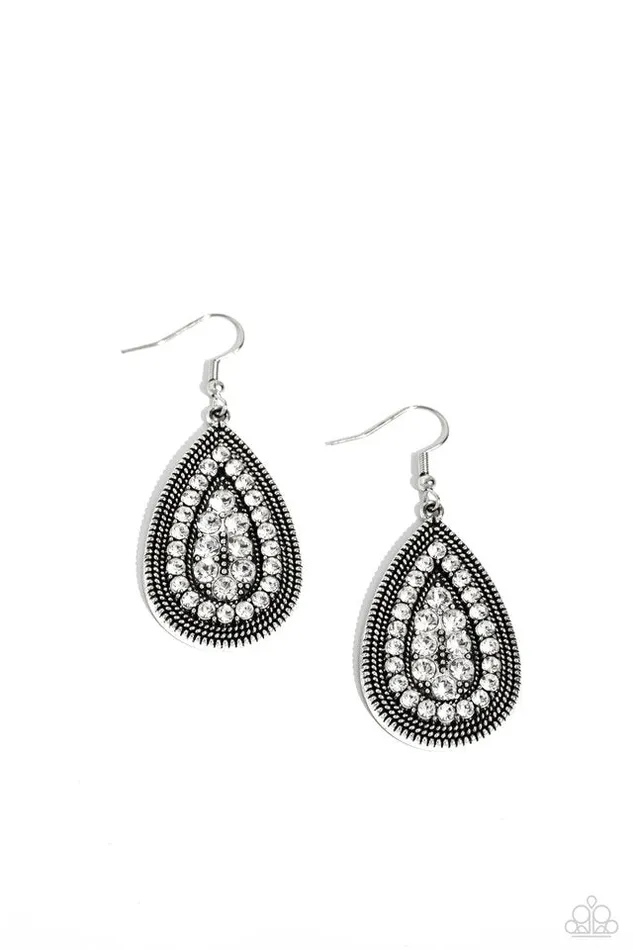 Paparazzi Jewelry Earrings Paparazzi Earring Interstellar Idol White Paparazzi Jewelry Earrings Paparazzi Earring Interstellar Idol White