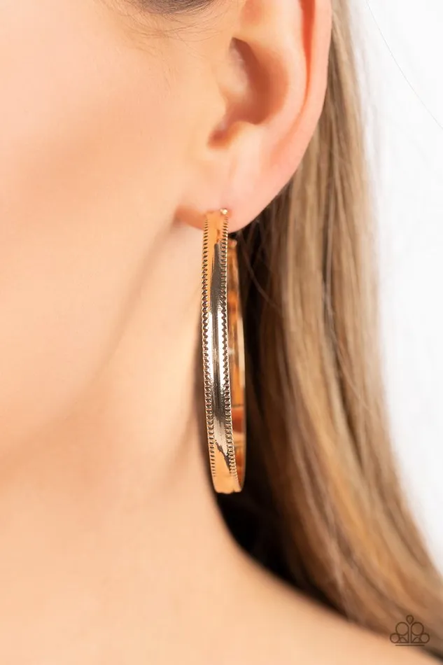 Paparazzi Jewelry Earrings Paparazzi Earring Monochromatic Magnetism Gold