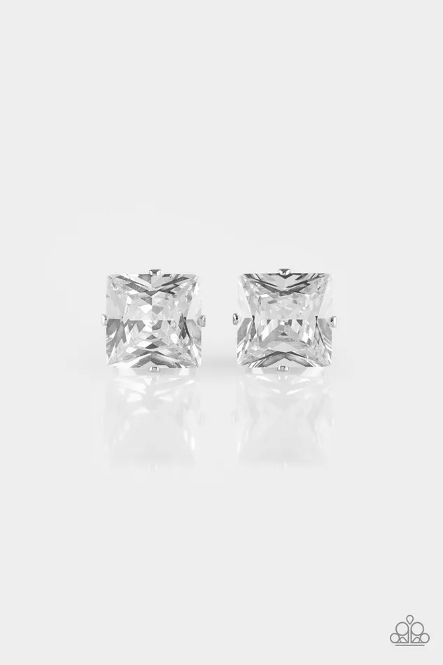 Paparazzi Jewelry Earrings Paparazzi Earring Prima Donna Drama White