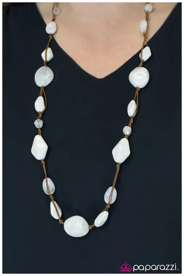 Paparazzi Jewelry Necklaces Paparazzi Necklace Glam Rock White