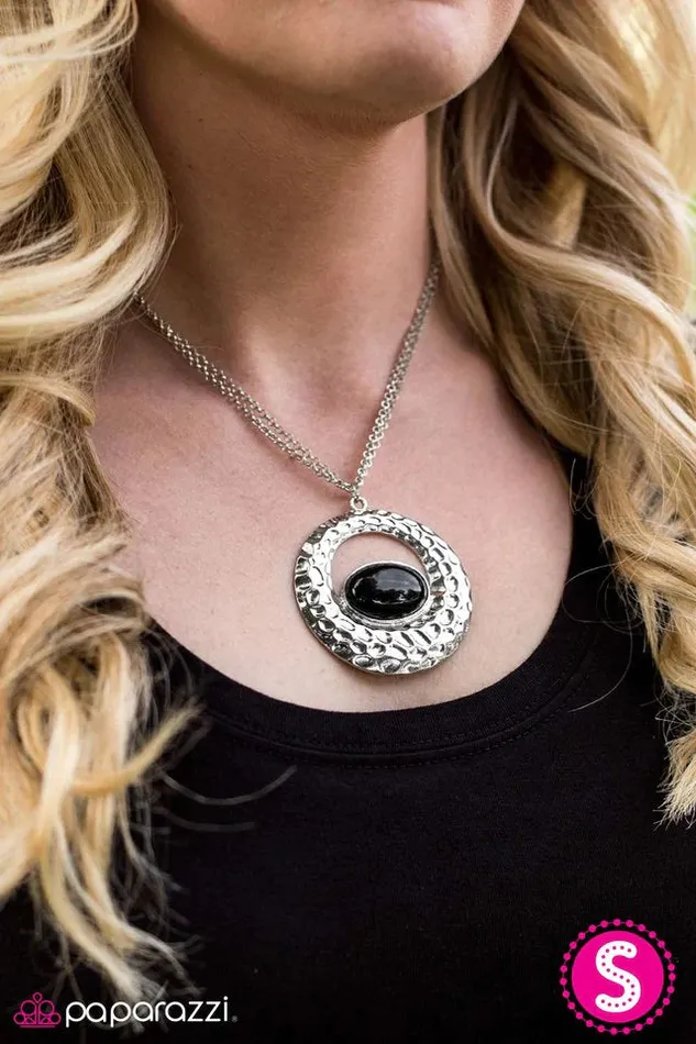 Paparazzi Jewelry Necklaces Paparazzi Necklace Lifes ZOO Short Black