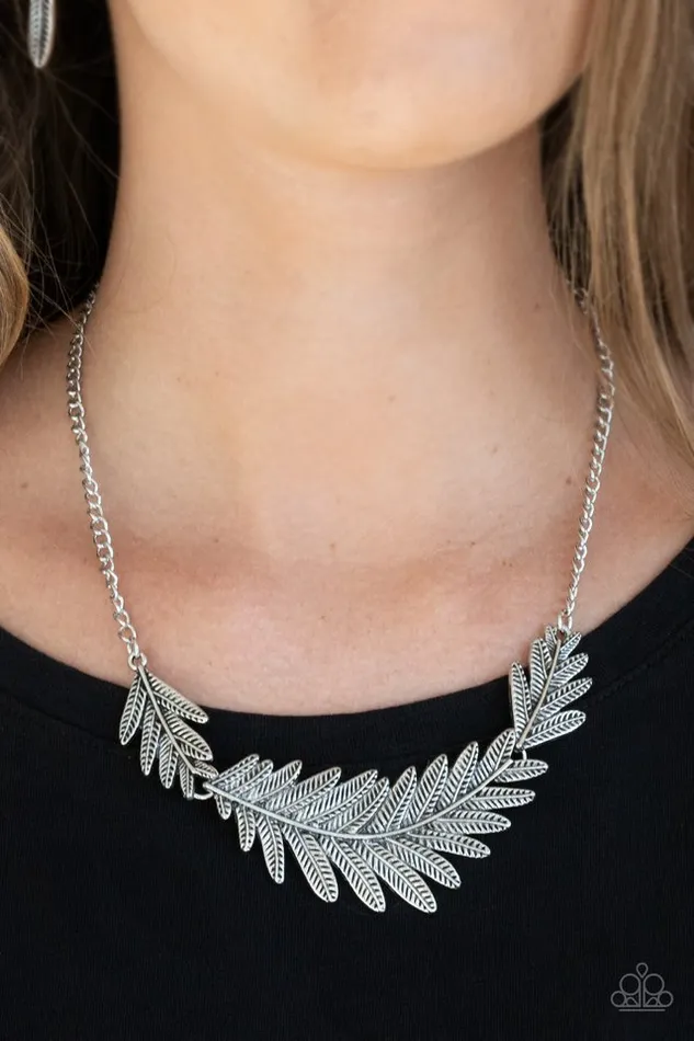 Paparazzi Jewelry Necklaces Paparazzi Necklace Queen of the QUILL Silver