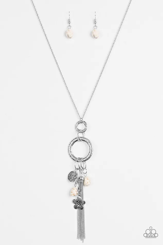 Paparazzi Jewelry Necklaces Paparazzi Necklace Tour de Desert White