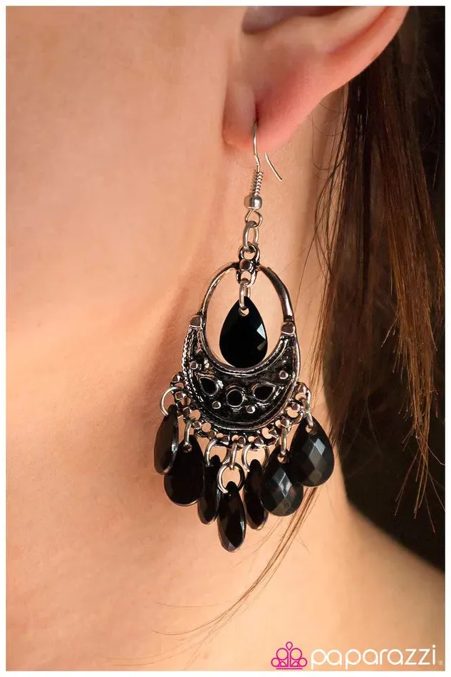 Paparazzi Jewelry Paparazzi Earring Oh That is Rich Black Earrings