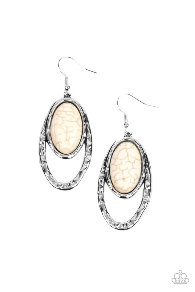 Paparazzi Jewelry Paparazzi Earring Pasture Paradise White Earrings Paparazzi Jewelry Paparazzi Earring Pasture Paradise White Earrings