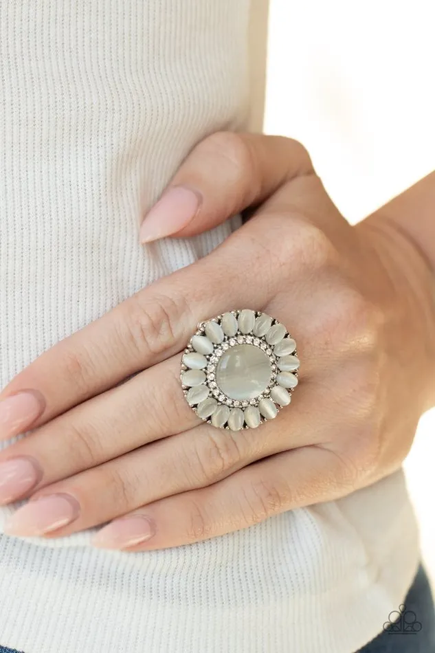 Paparazzi Jewelry Rings Paparazzi Ring Elegantly Eden White