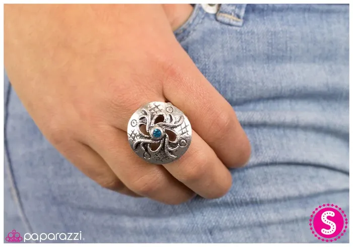 Paparazzi Jewelry Rings Paparazzi Ring On The Edge Blue