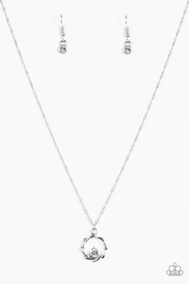 Paparazzi Necklace Paint The Town In Glitter White Paparazzi Jewelry Necklaces