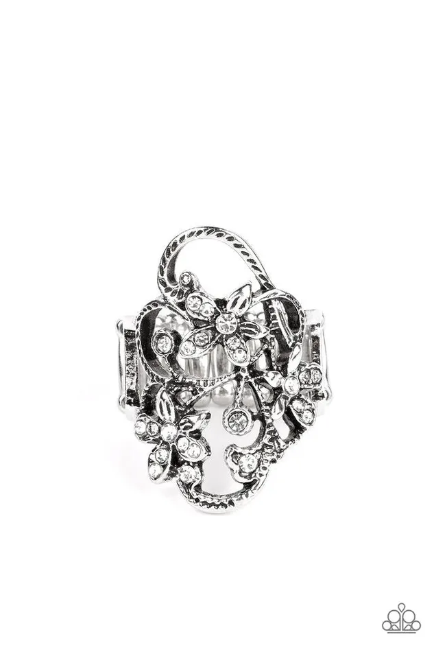 Paparazzi Ring Flirtatiously Flowering White Paparazzi Jewelry Rings Paparazzi Ring Flirtatiously Flowering White Paparazzi Jewelry Rings