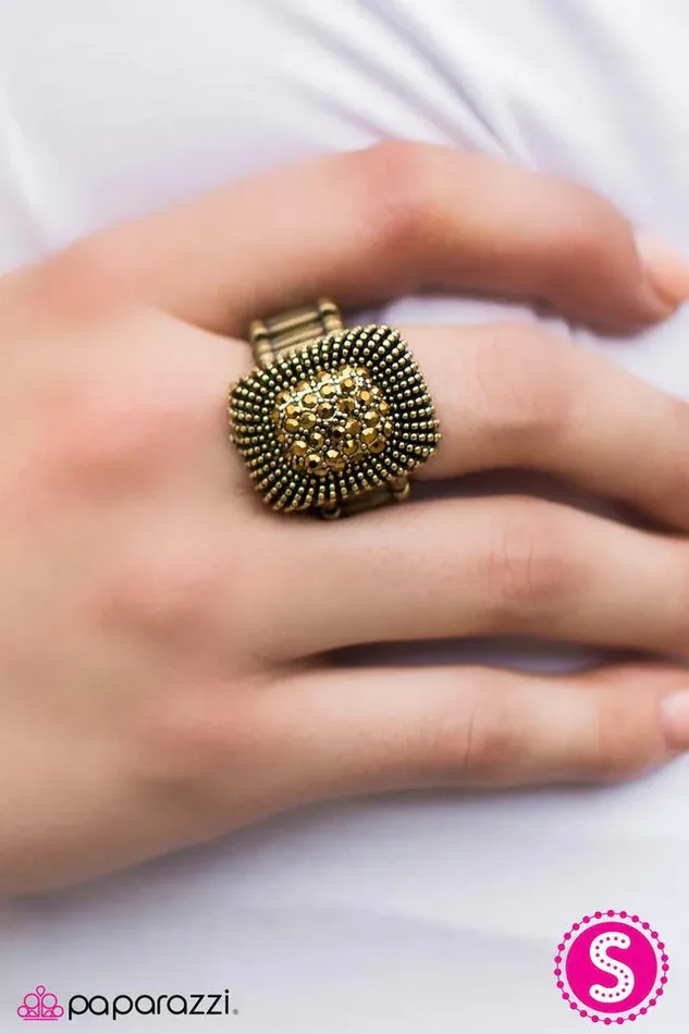 Paparazzi Ring The Picture Show Brass Paparazzi Jewelry Rings