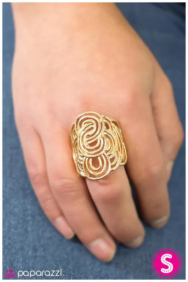 Rings Paparazzi Jewelry Paparazzi Ring Head In The Clouds Gold