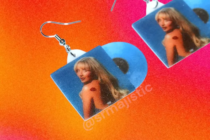 Sam Makes Things Earrings Sabrina Carpenter Short n Sweet Vinyl Album Handmade Earrings Sam Makes Things Earrings Sabrina Carpenter Short n Sweet Vinyl Album Handmade Earrings