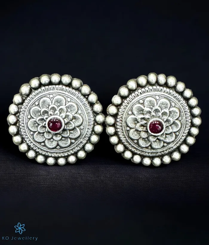 Earrings Kolhapur The Gaurika Silver Earstuds Oxidised