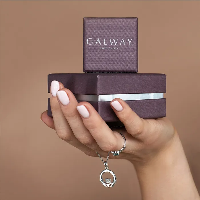 Galway Earrings Galway Green Crystal Claddagh Earrings 098 Gms Rhodium Plated Sterling Silver Galway Earrings Galway Green Crystal Claddagh Earrings 098 Gms Rhodium Plated Sterling Silver