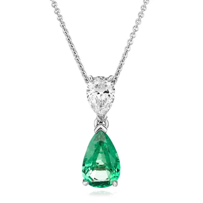 GB Necklaces Pear Cut 4 Carats Green Emerald Natural Earth Mined Diamond Gemstone Pendant Necklace Wg 14K GB Necklaces Pear Cut 4 Carats Green Emerald Natural Earth Mined Diamond Gemstone Pendant Necklace Wg 14K