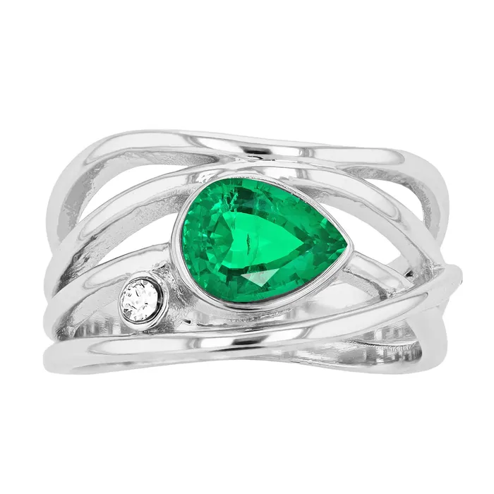 Green Emerald Ring Pear Cut Bezel Thick Shank HarryChadEntcom Rings