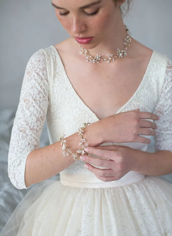 Necklaces twigs honey Simple rose blossom and leaf convertible hair vine necklace bracelet Style 7010