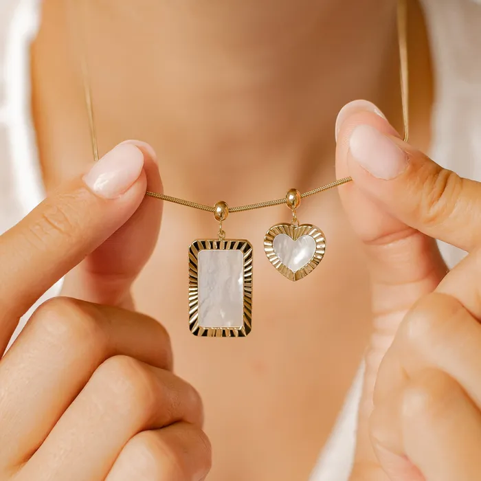 PreStyled Sets Hey Happiness Shining Rectangle Pendant Gold