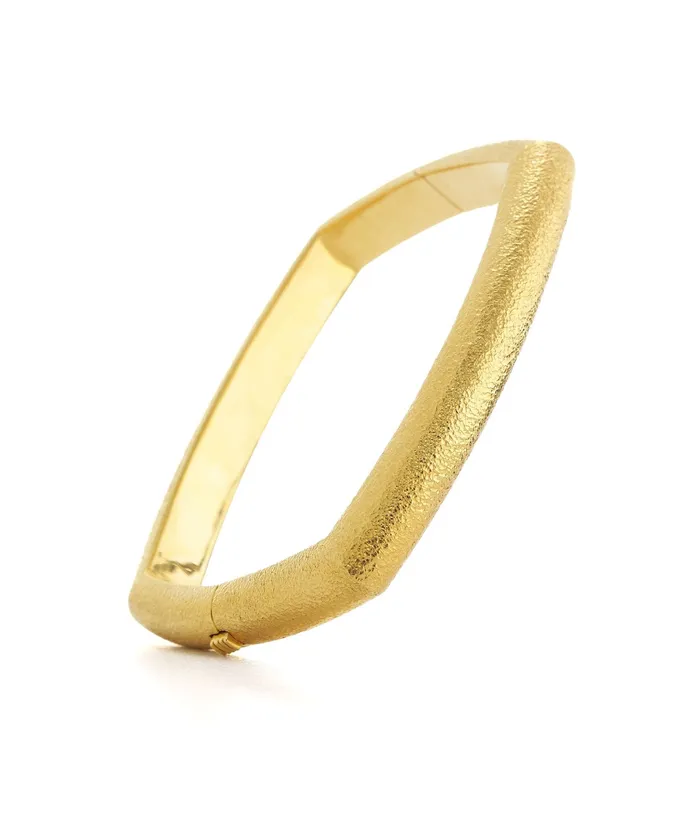 Quad Bangle Hammered 18K Gold David Webb PreStyled Sets
