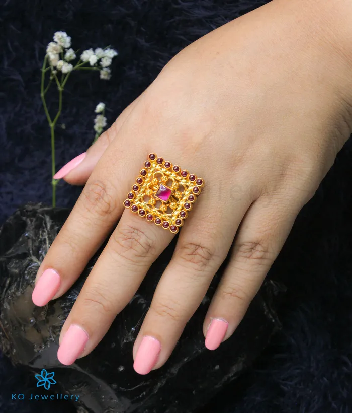 Rings Silversmith The Vilasa Kemp Silver Finger Ring